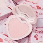 Iluminador – ColourPop - Coração Love Struck